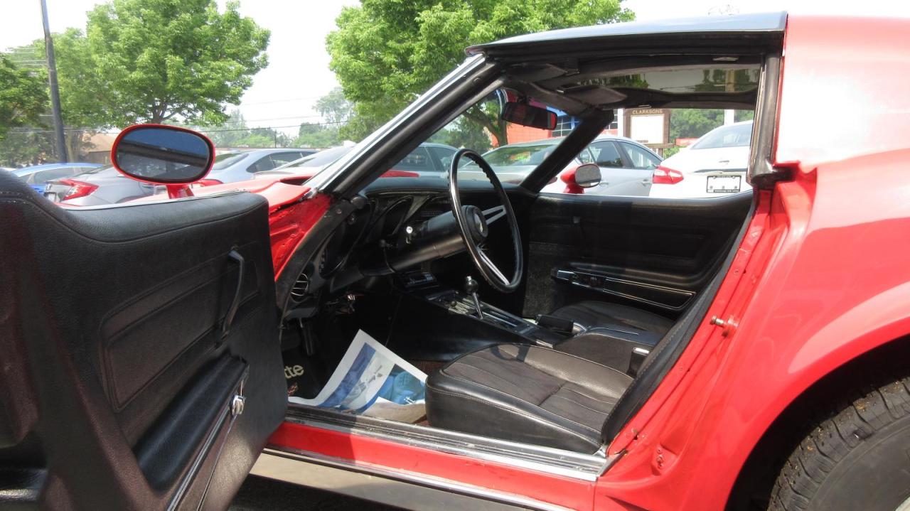 1975 Chevrolet Corvette Stingray - Photo #11