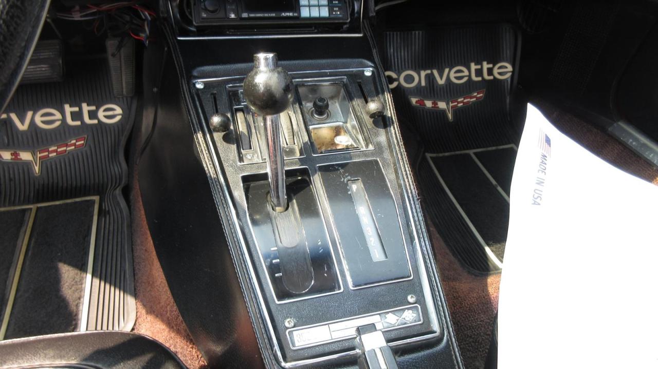 1975 Chevrolet Corvette Stingray - Photo #16