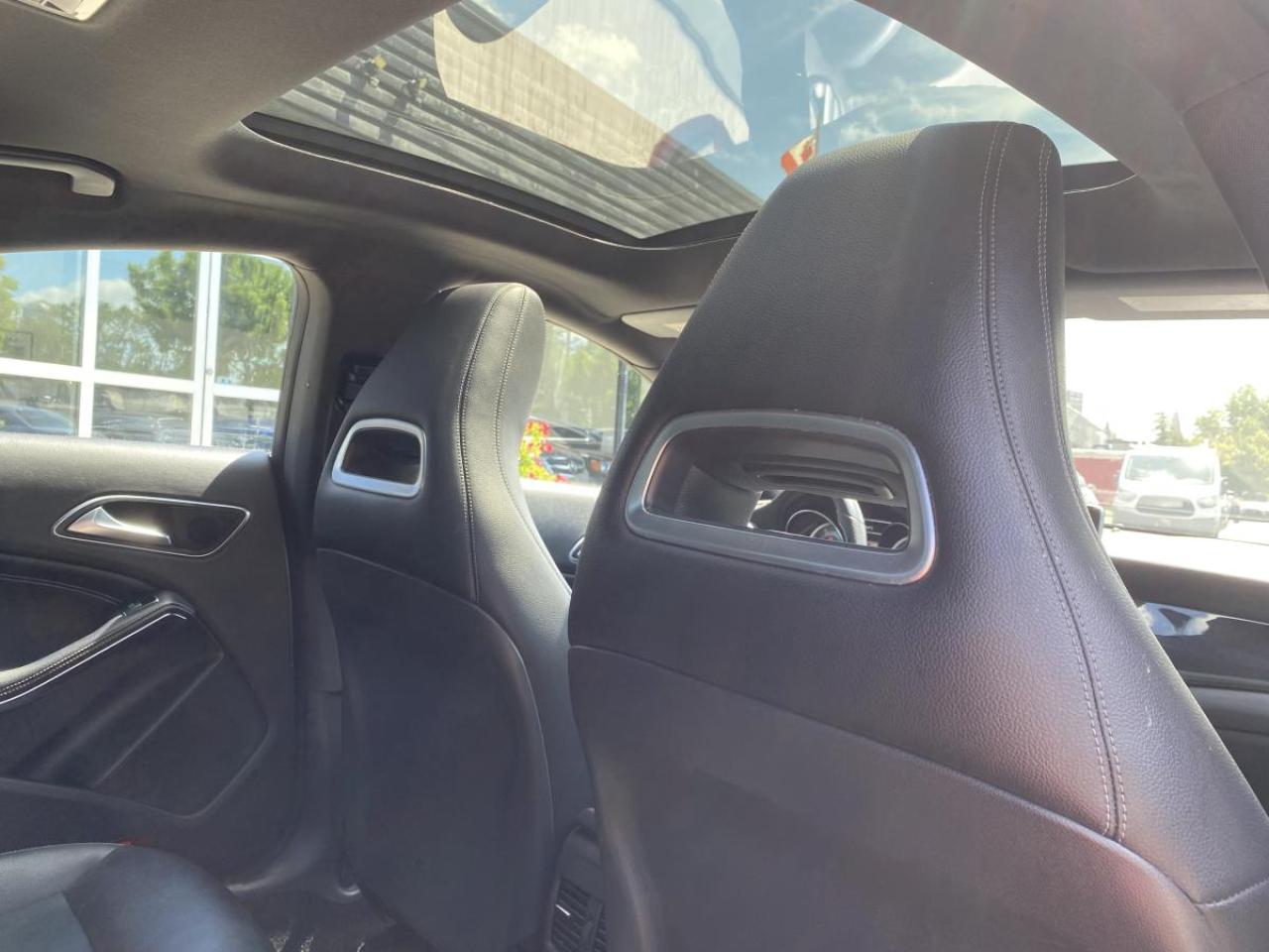 2016 Mercedes-Benz CLA250 4dr Sdn CLA 250 4MATIC - Photo #16