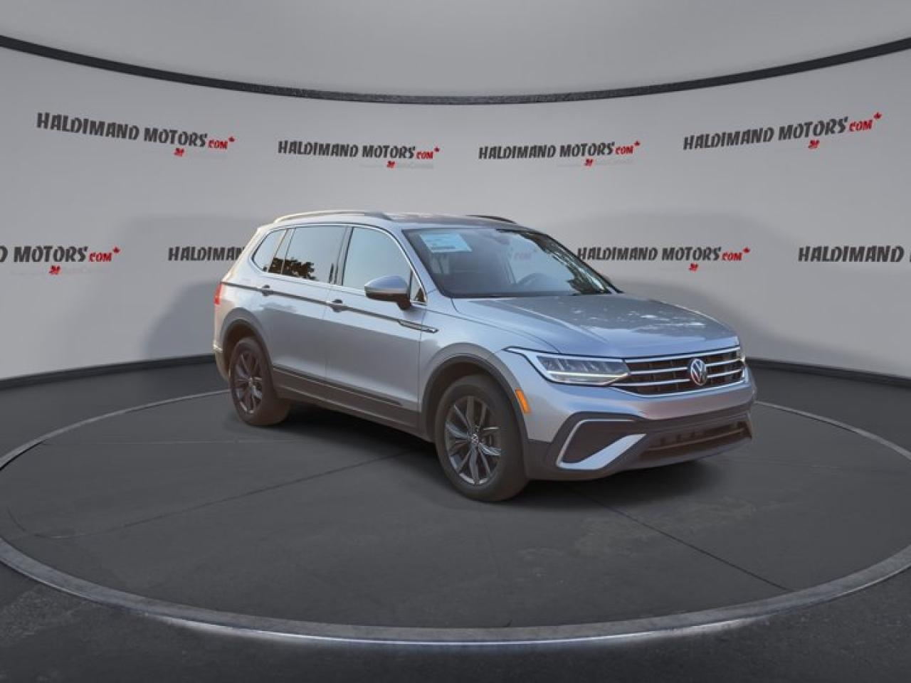2023 Volkswagen Tiguan Comfortline | AWD | Leather | Heated Seats Photo