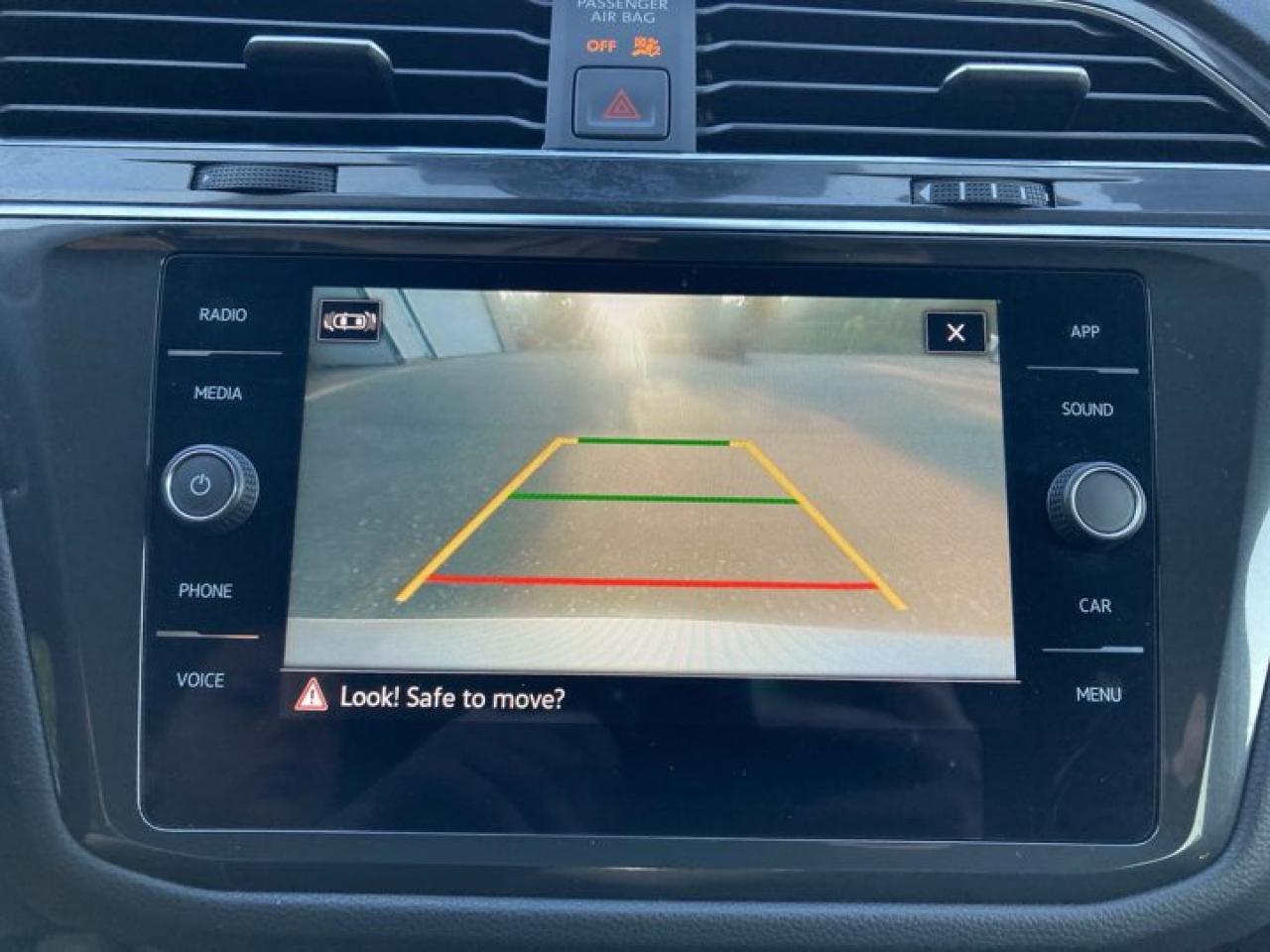 2023 Volkswagen Tiguan Comfortline | AWD | Leather | Heated Seats Photo