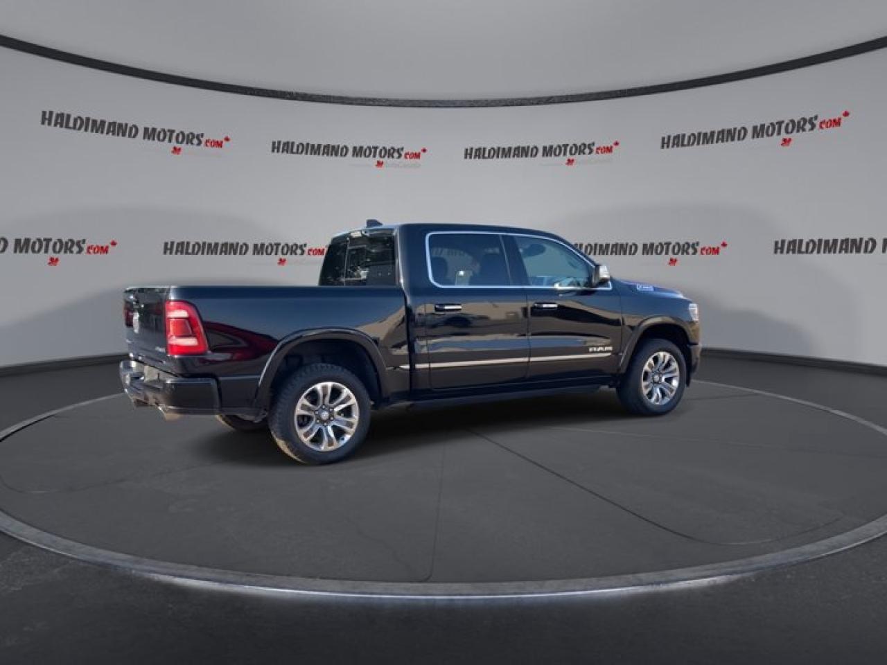 2022 RAM 1500 Limited 4x4 Crew Cab 5'7 Box Photo