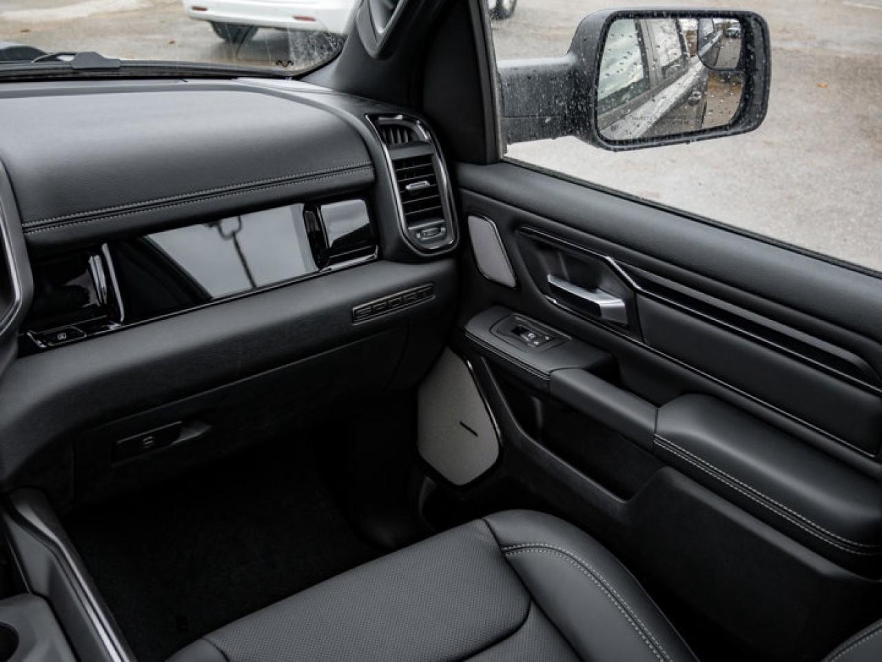 2026 RAM 1500 SPORT Photo