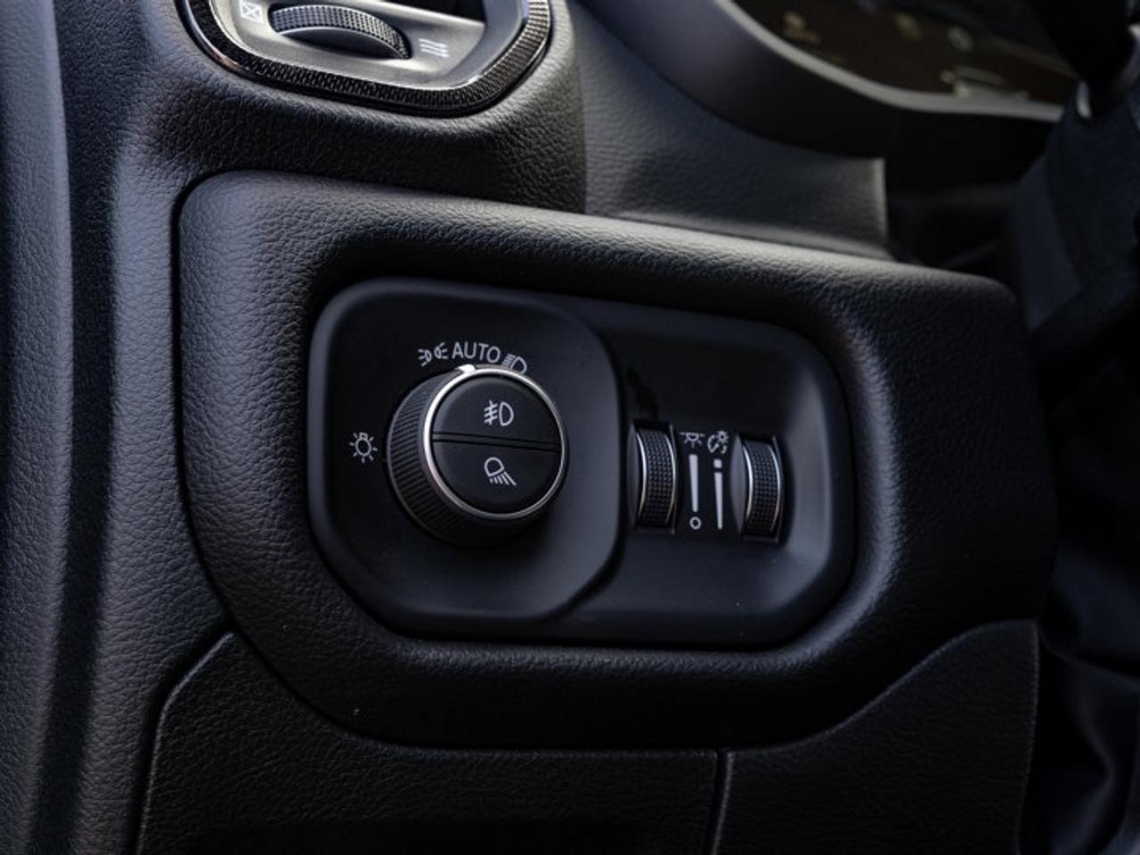 2026 RAM 1500 SPORT Photo