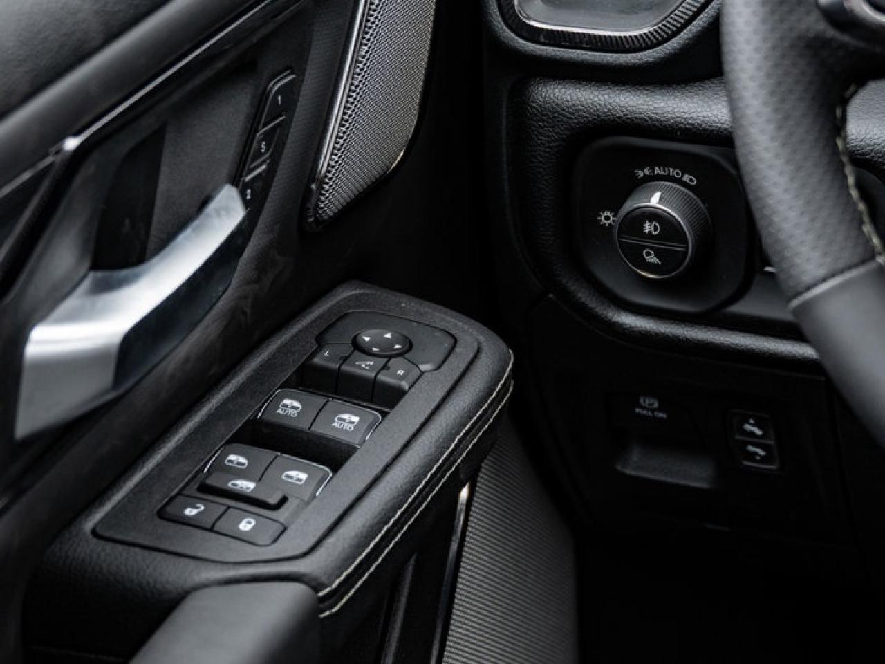 2026 RAM 1500 SPORT Photo