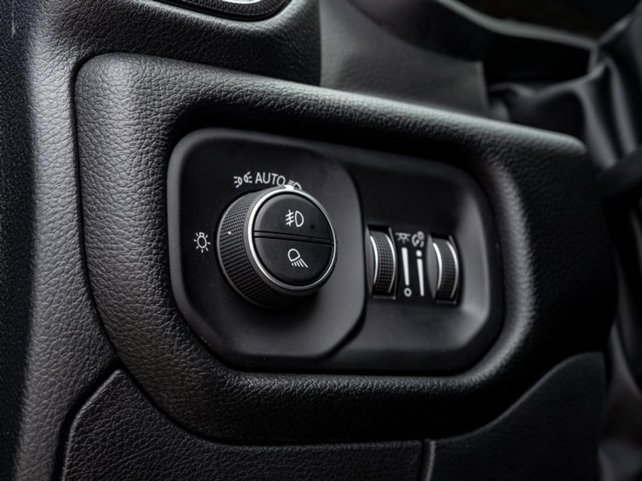 2026 RAM 1500 SPORT Photo