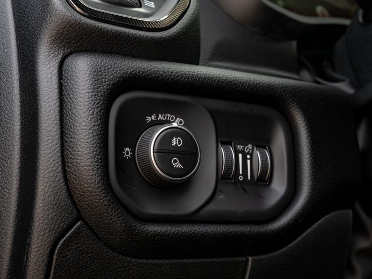 2026 RAM 1500 SPORT Photo