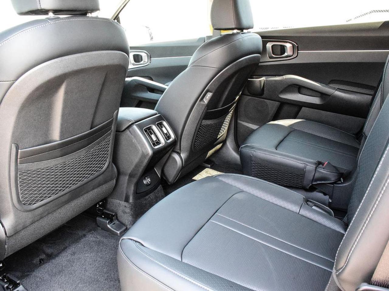 2025 Kia Sorento PLUG-IN HYBRID EX Photo