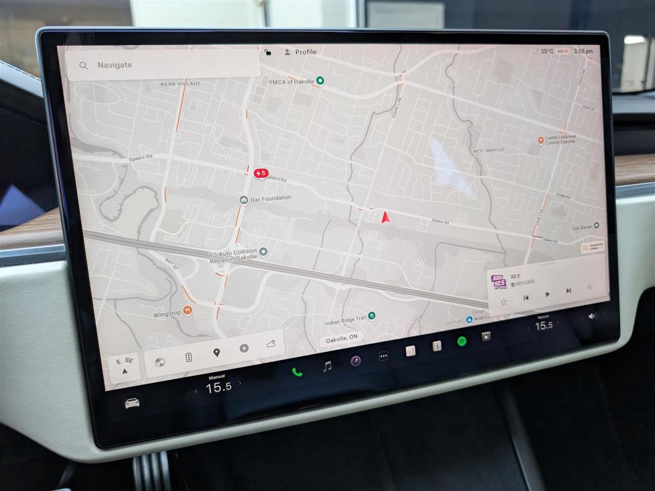 2022 Tesla Model S AWD - YOKE STEERING - WHITE INTERIOR