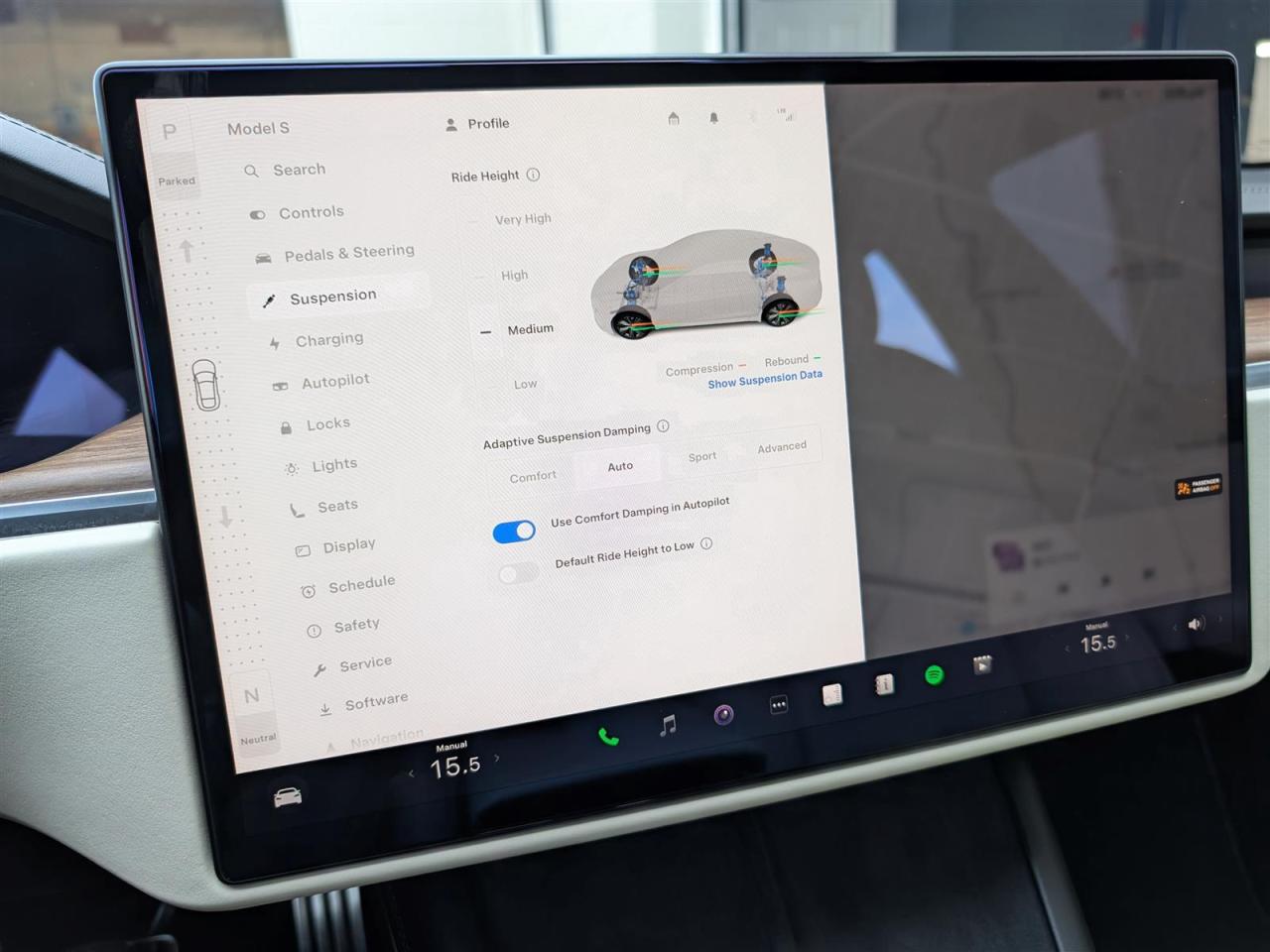 2022 Tesla Model S AWD - YOKE STEERING - WHITE INTERIOR