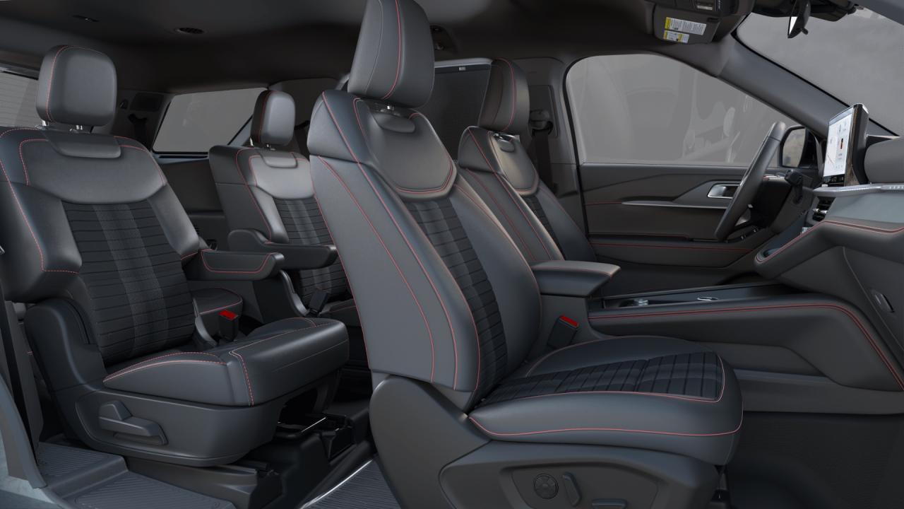 2025 Ford Explorer  Photo5