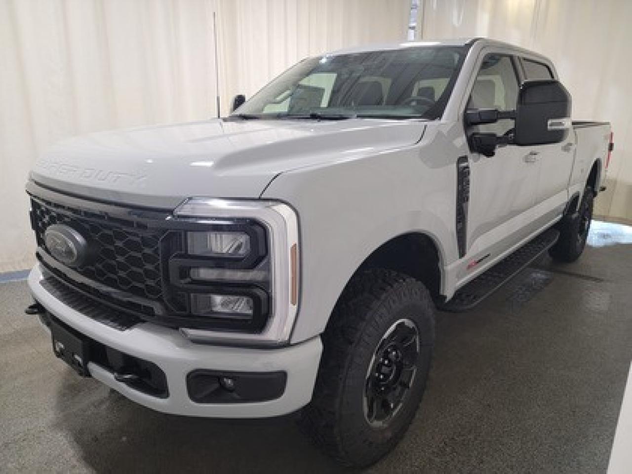 New 2025 Ford F-350 Lariat for sale in Regina, SK