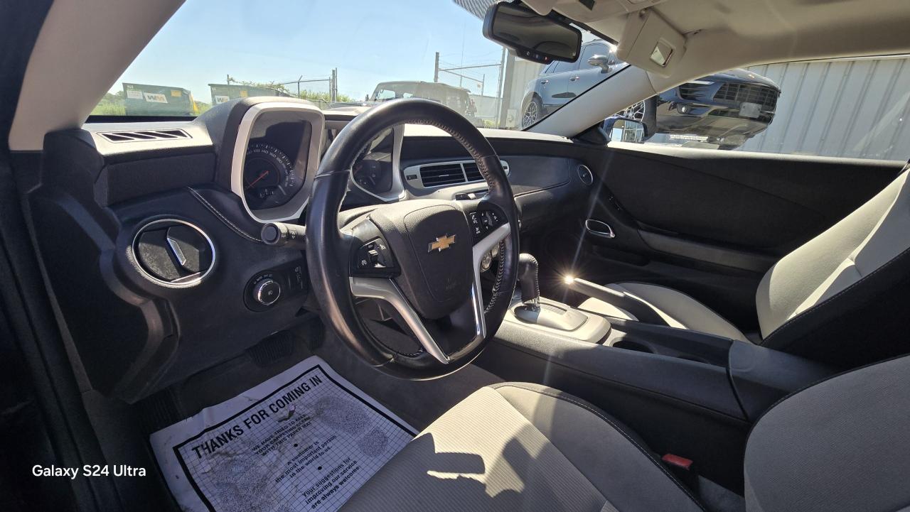 2012 Chevrolet Camaro 1LT - Photo #10