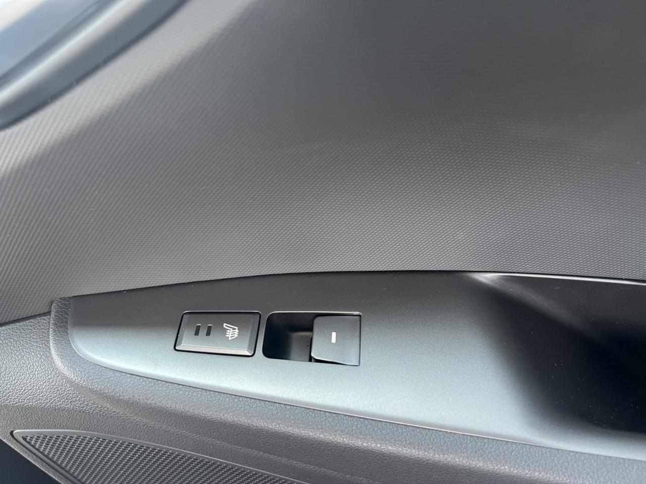 2020 Hyundai IONIQ ELECTRIC ULTIMATE - Photo #17