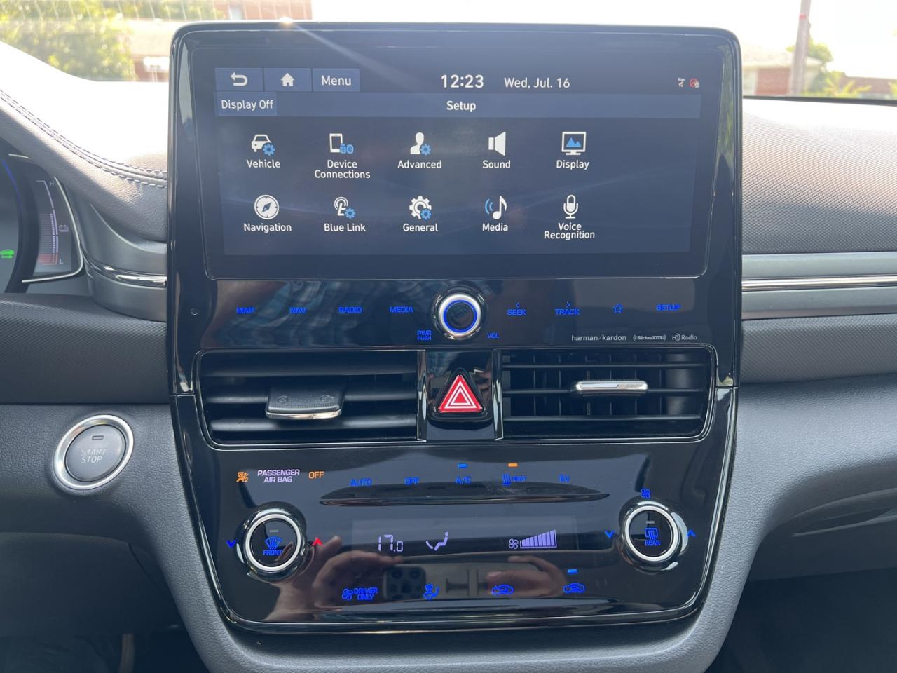 2020 Hyundai IONIQ ELECTRIC ULTIMATE - Photo #21