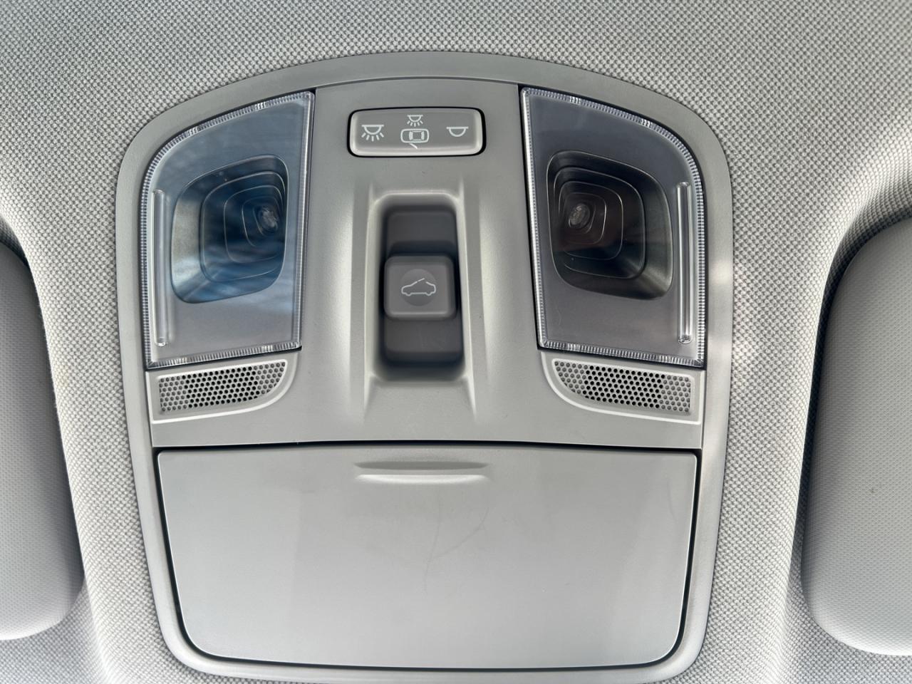 2020 Hyundai IONIQ ELECTRIC ULTIMATE - Photo #30
