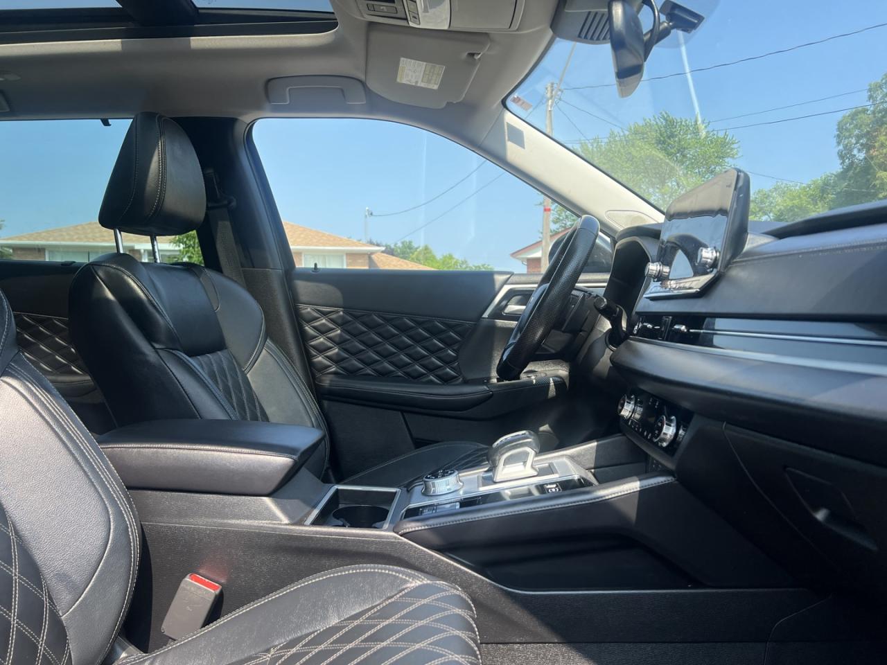 2023 Mitsubishi Outlander Phev GT - Photo #14