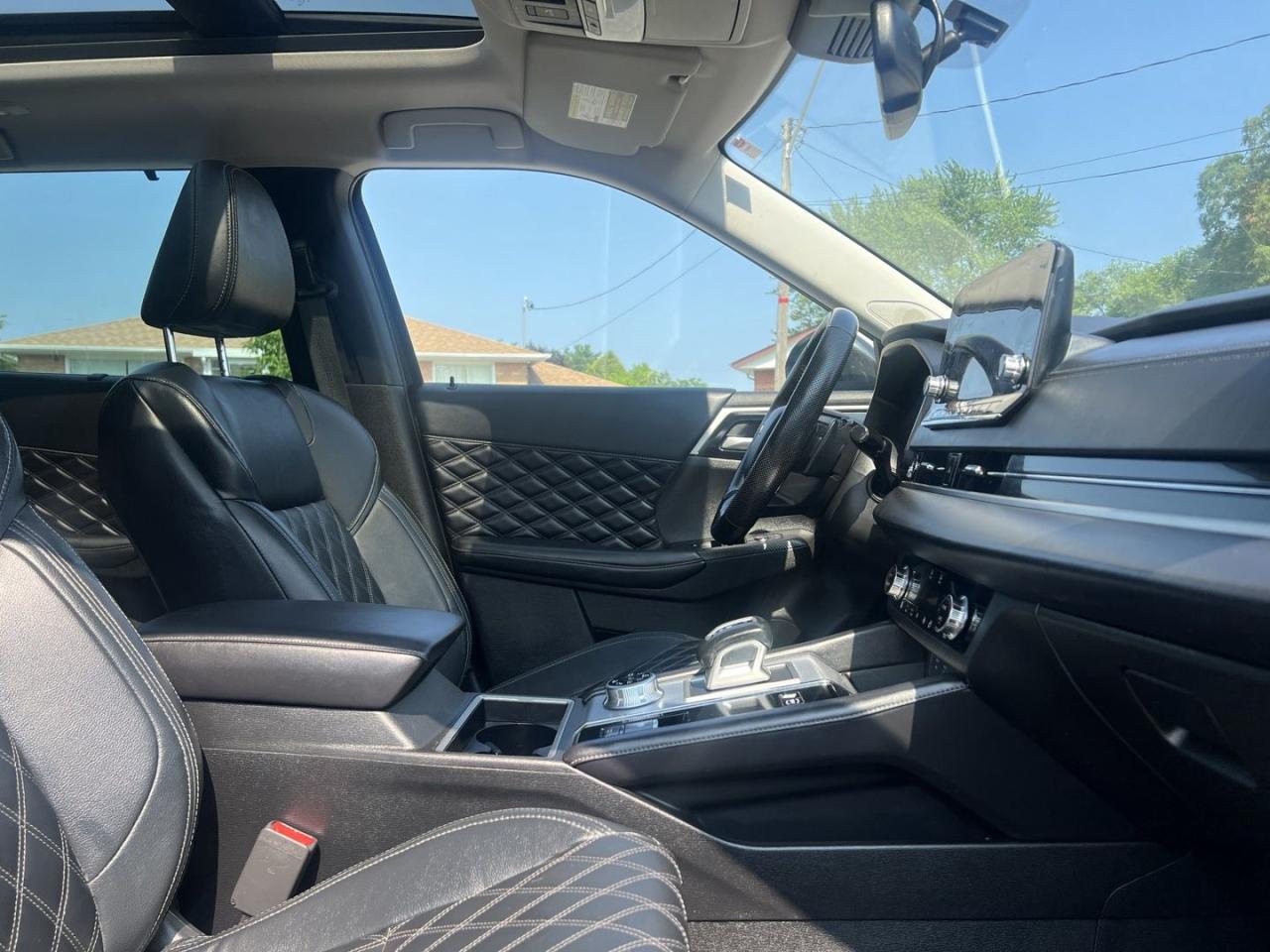 2023 Mitsubishi Outlander Phev GT - Photo #14