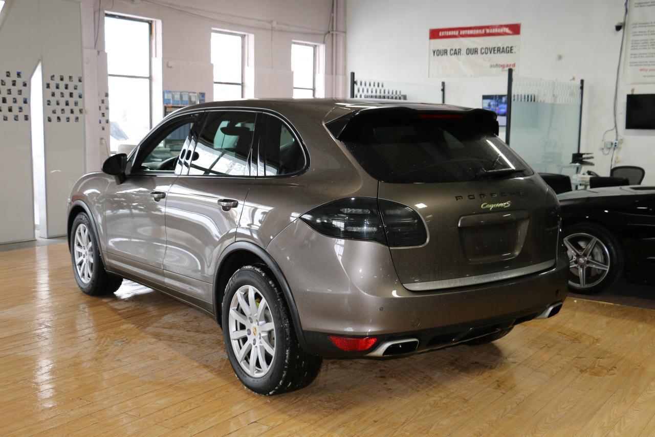 2011 Porsche Cayenne S HYBRID - AS IS|PANOROOF|NAVIGATION|CAMERA Photo4