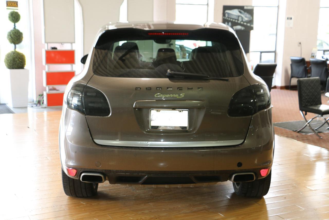 2011 Porsche Cayenne S HYBRID - AS IS|PANOROOF|NAVIGATION|CAMERA Photo3
