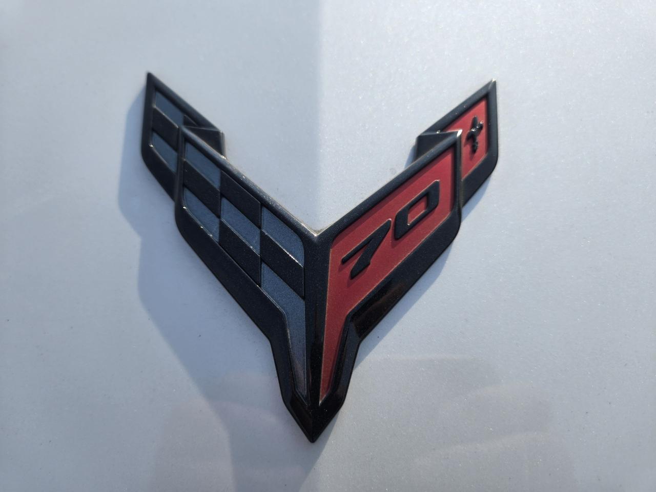 1752853323