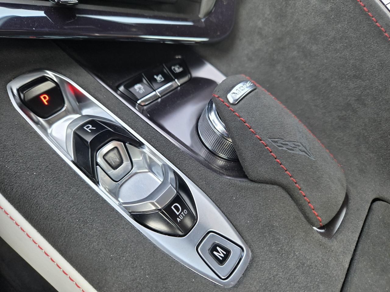 2023 Chevrolet Corvette 2dr Stingray Conv w/3LT - Photo #14
