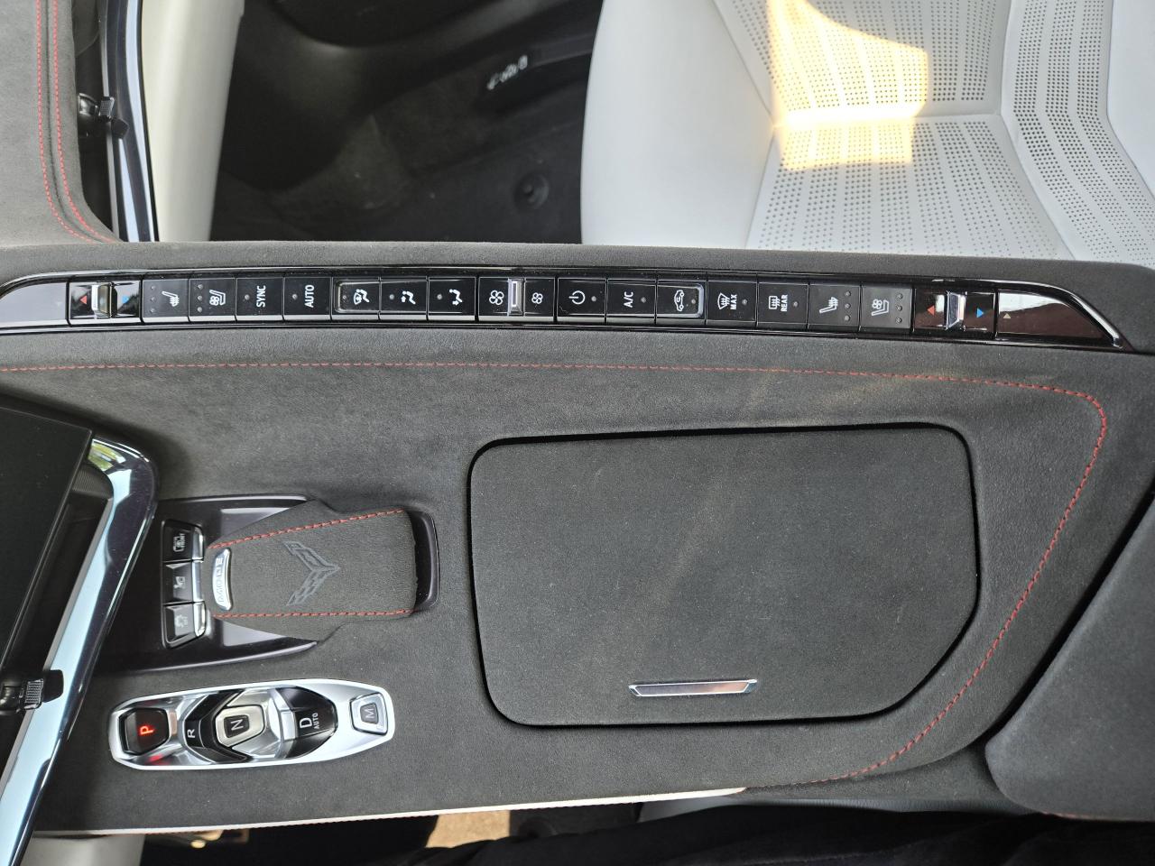 2023 Chevrolet Corvette 2dr Stingray Conv w/3LT - Photo #15