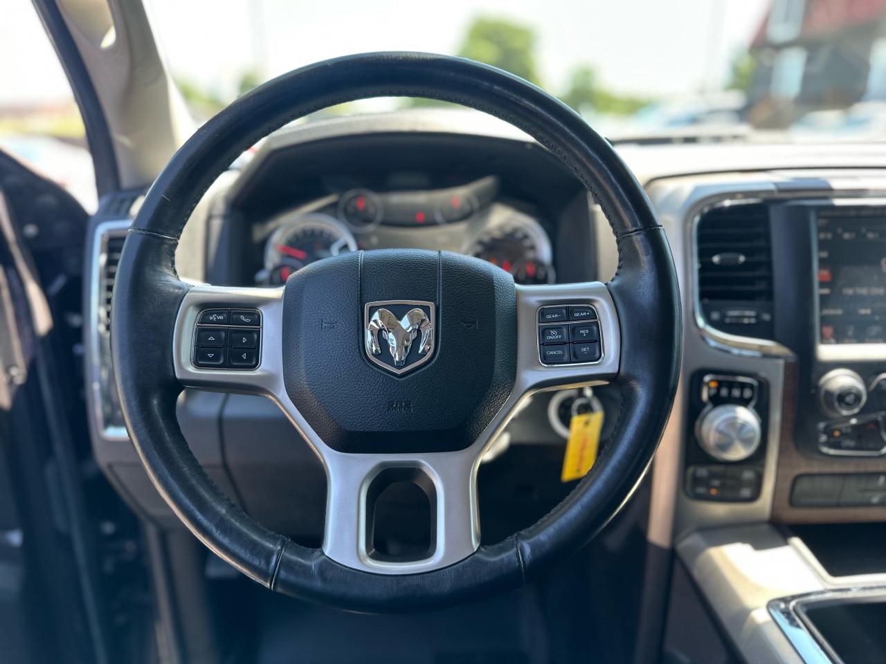 2013 RAM 1500 4WD Crew Cab Laramie Longhorn Photo25