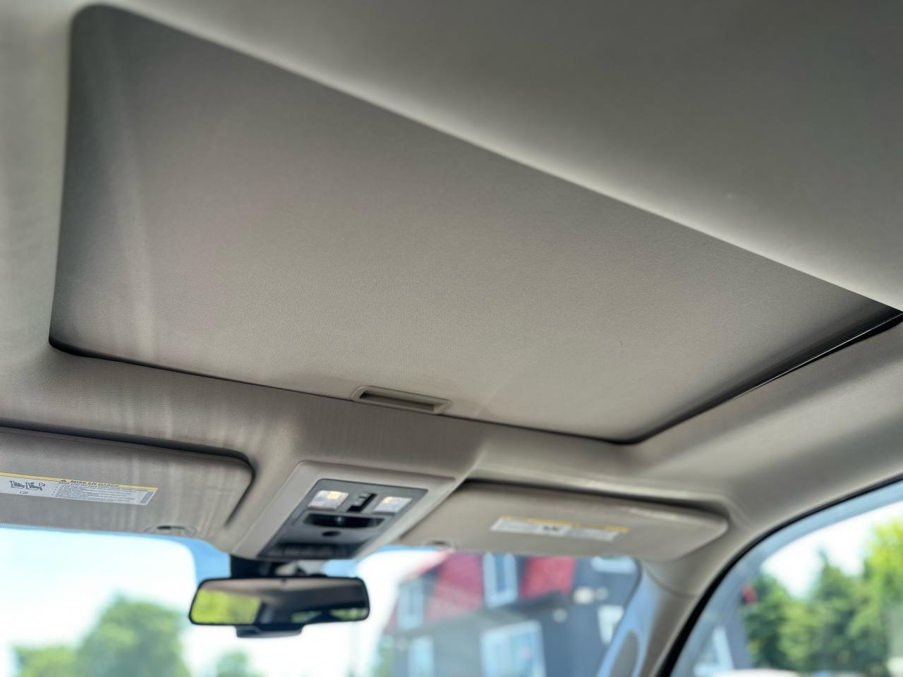 2013 RAM 1500 4WD Crew Cab Laramie Longhorn Photo17