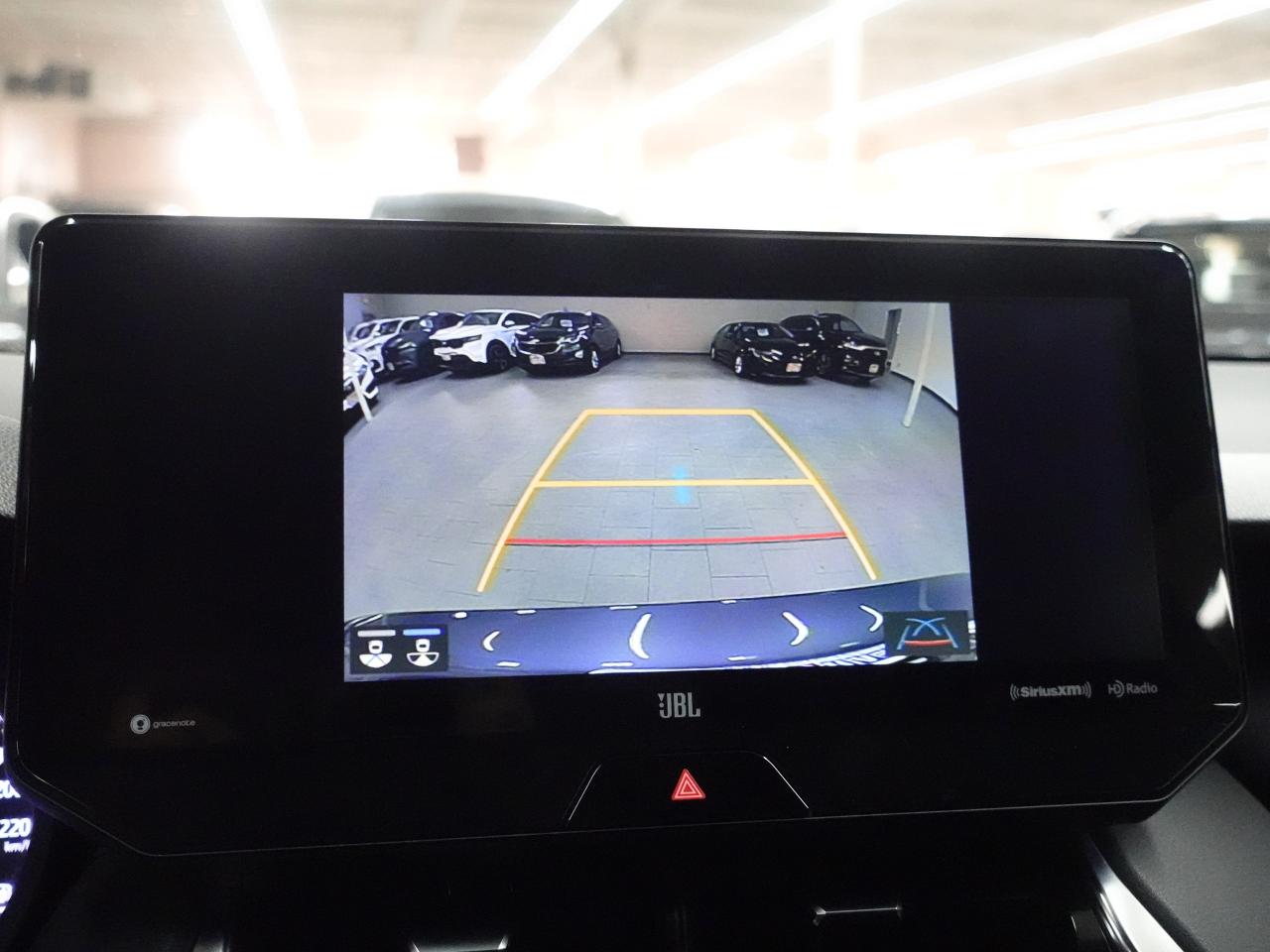 2021 Toyota Venza XLE HYBRID | AWD | Nav | Leather | BSM | CarPlay