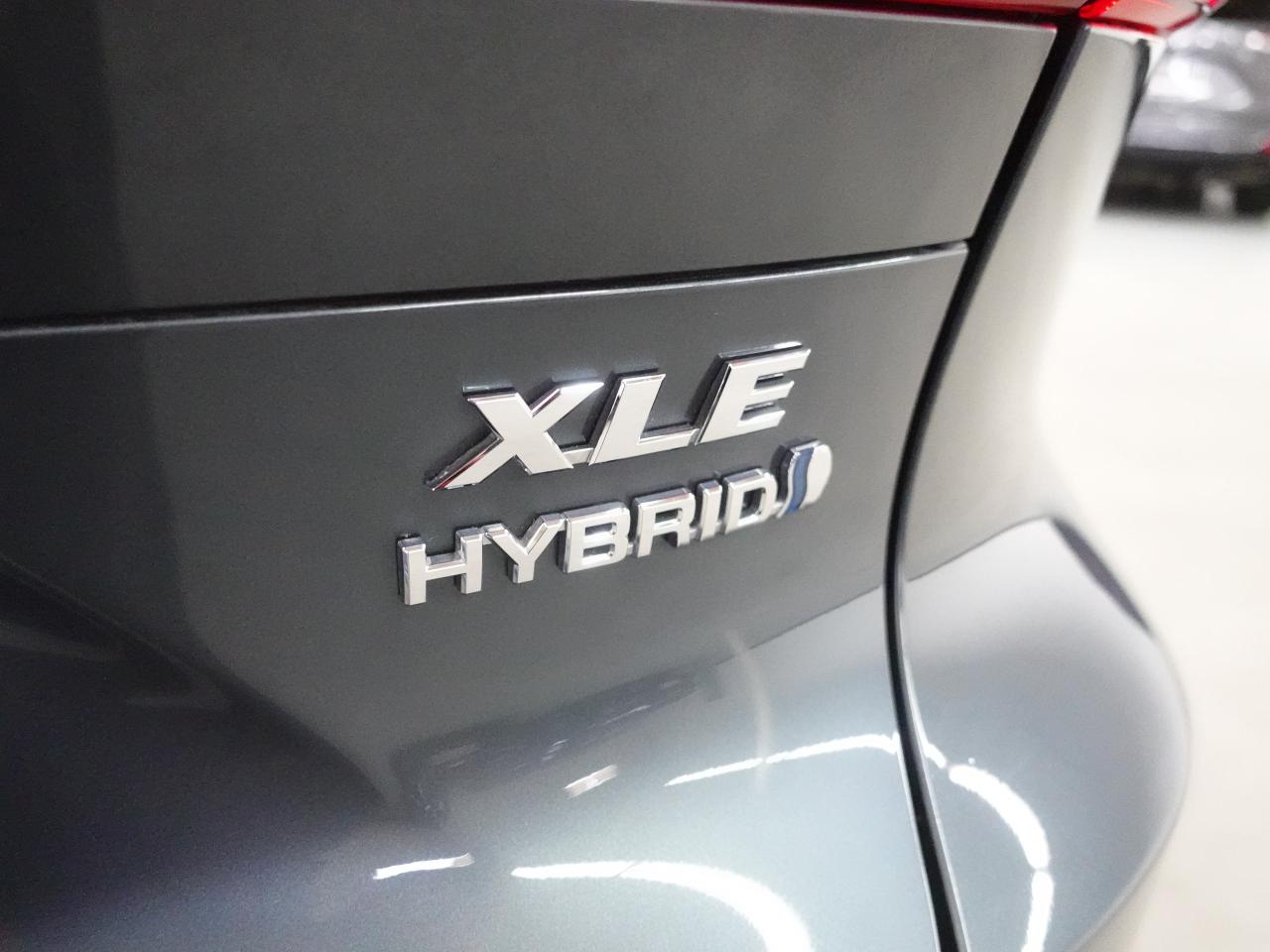 2021 Toyota Venza XLE HYBRID | AWD | Nav | Leather | BSM | CarPlay