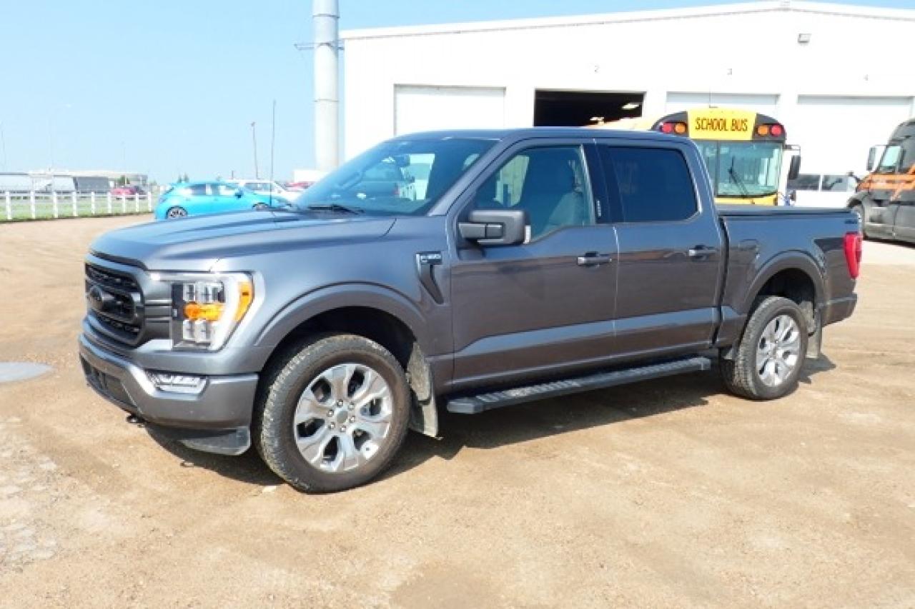 2021 Ford F-150 XLT ecoboost w/Htd cloth, pano S/R, NAV, BUC - Photo #2