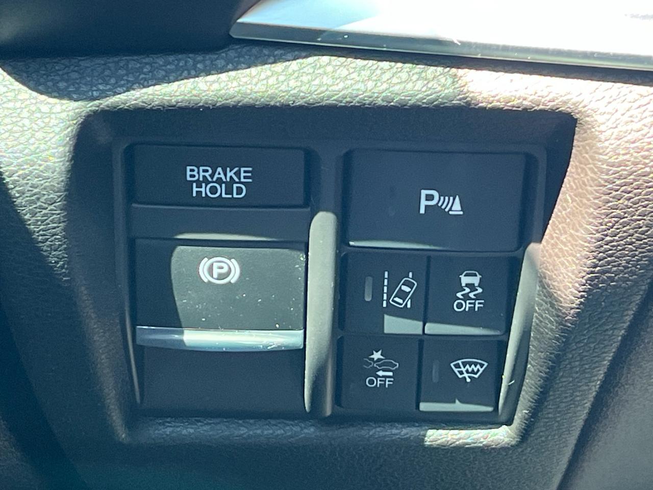 2019 Acura MDX A-Spec | Navi | Leather | 7 passenger - Photo #18