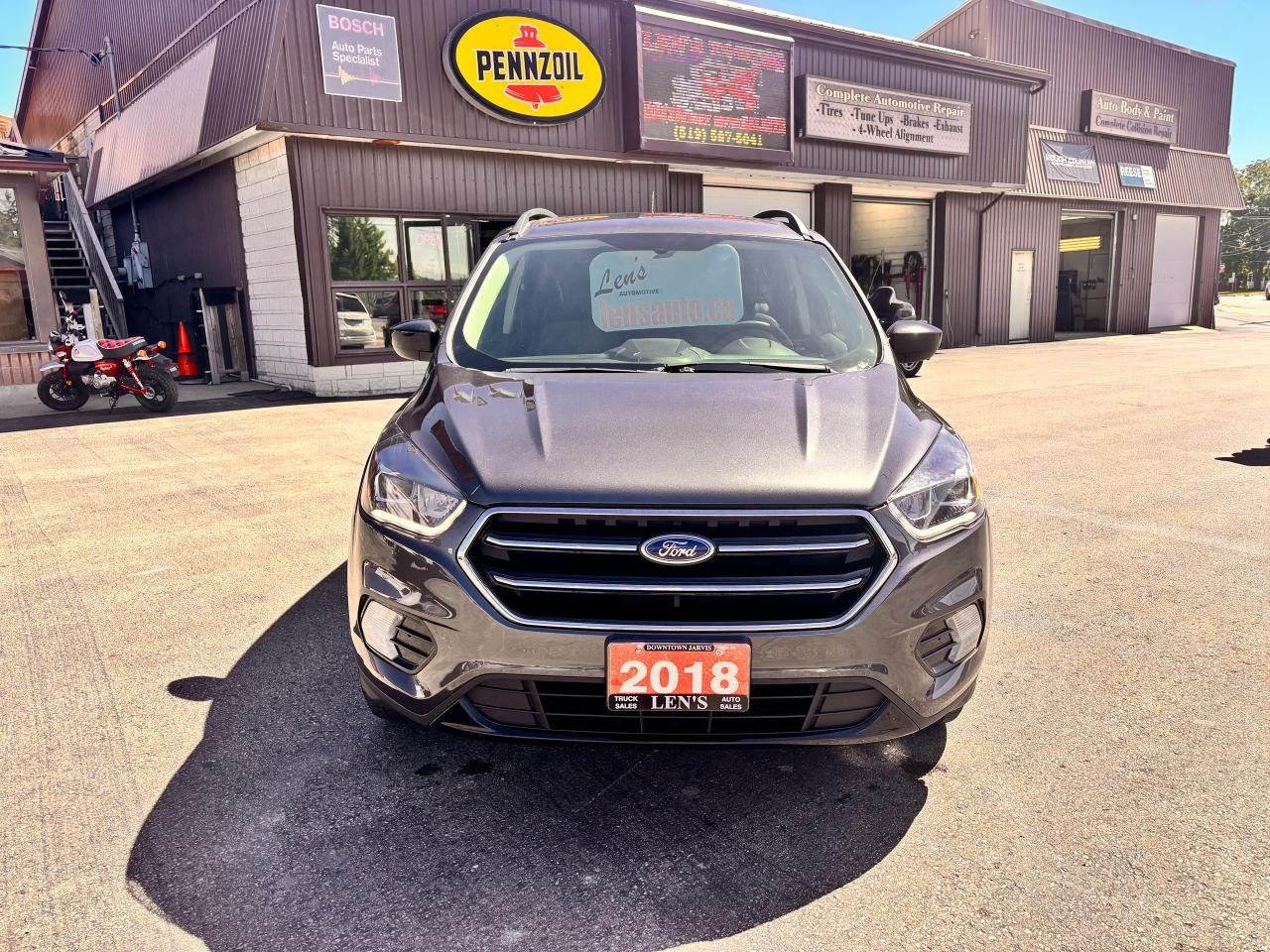 2018 Ford Escape WARRANTY AVAILABLE, FULLY FINANCEABLE!