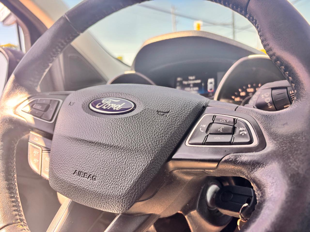 2018 Ford Escape WARRANTY AVAILABLE, FULLY FINANCEABLE!