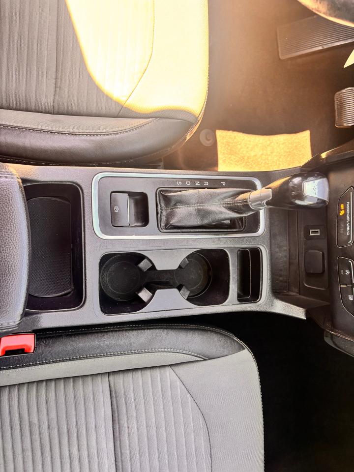2018 Ford Escape WARRANTY AVAILABLE, FULLY FINANCEABLE!