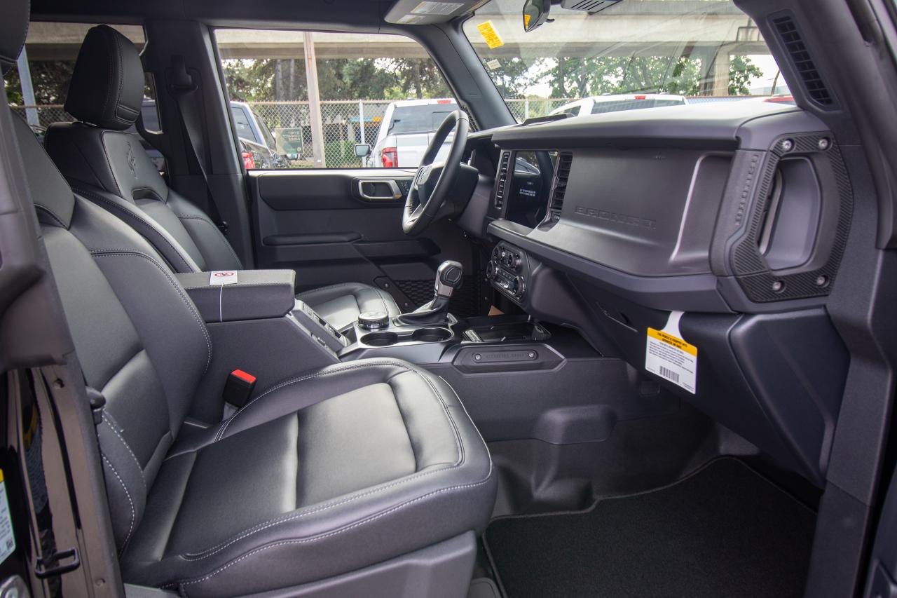2025 Ford Bronco Big Bend 4 Door 4x4 Photo5