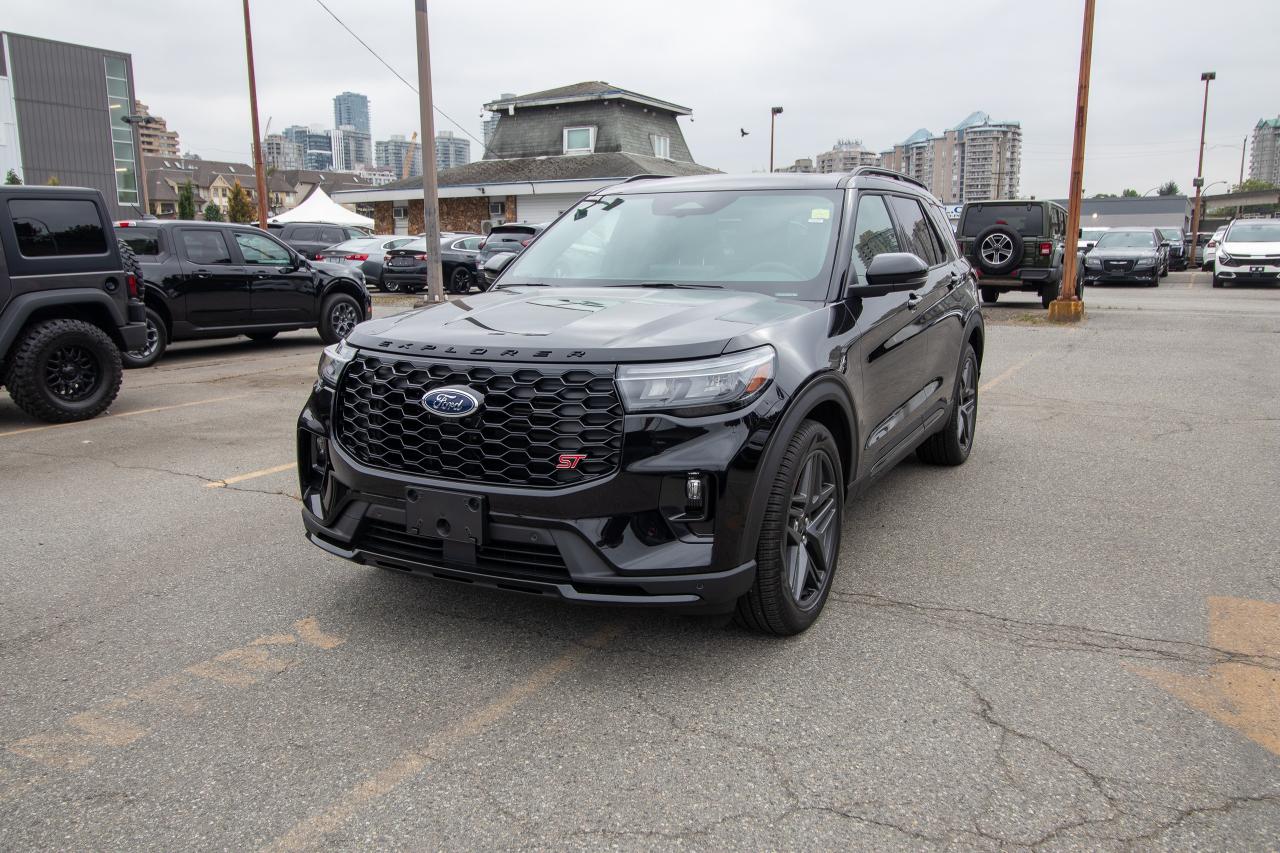 New 2025 Ford Explorer ST 4WD for sale in New Westminster, BC