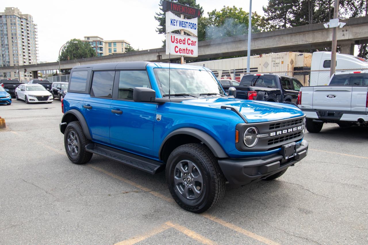 2025 Ford Bronco Big Bend 4 Door 4x4 Photo