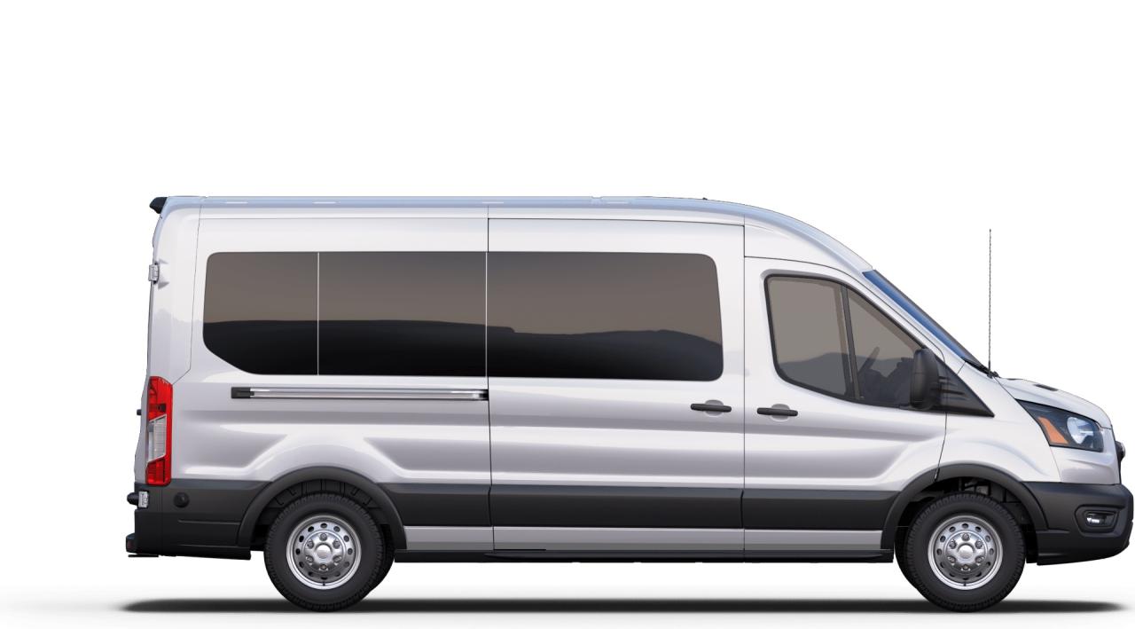 2025 Ford Transit Passenger Wagon XL Photo4