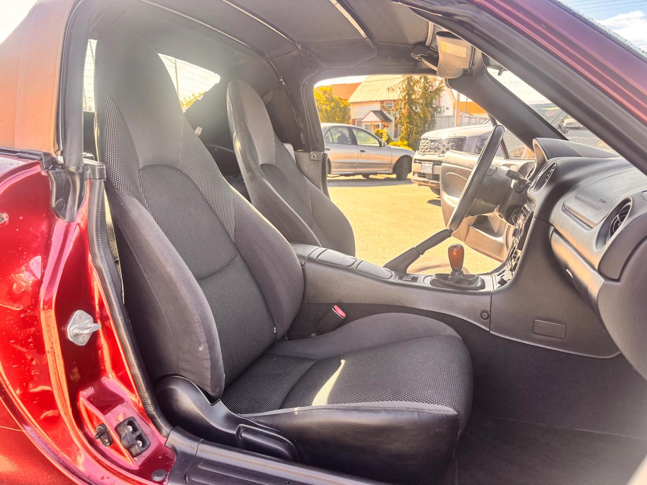 2003 Mazda Miata MX-5 WARRANTY AVAILABLE, CONVERTIBLE!
