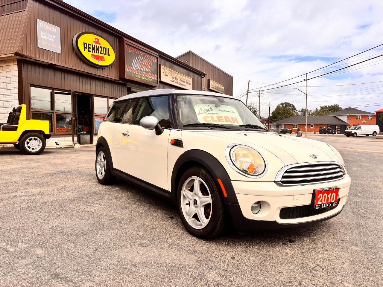 2010 MINI Cooper Clubman TRADE IN'S WELCOME! NO ACCIDENTS!