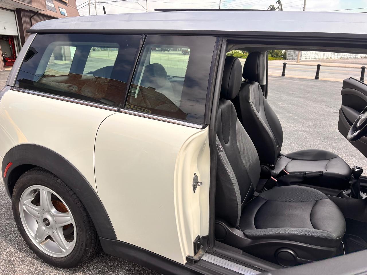 2010 MINI Cooper Clubman TRADE IN'S WELCOME! NO ACCIDENTS!