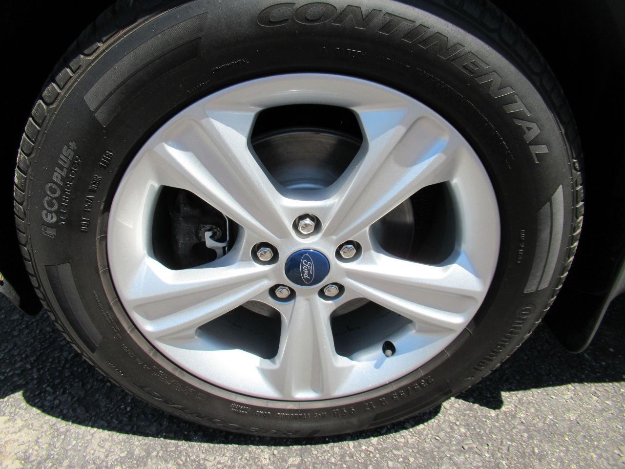 2015 Ford Escape SE - Photo #6
