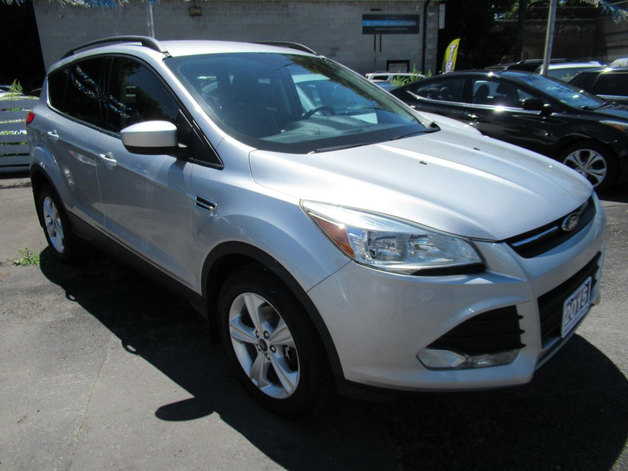 2015 Ford Escape SE - Photo #2