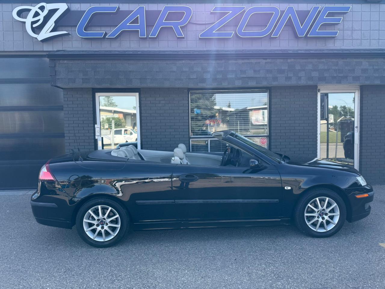 2005 Saab 9-3 2dr Conv Arc - Photo #2