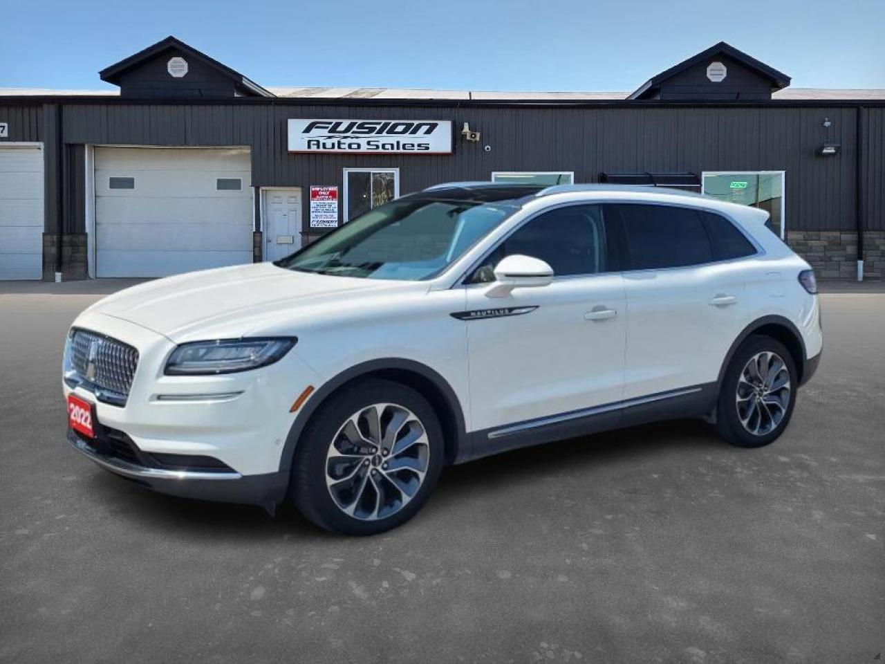 Used 2022 Lincoln Nautilus Reserve AWD-LEATHER-NAVIGATION-PAN ROOF-REAR CAMER for sale in Tilbury, ON