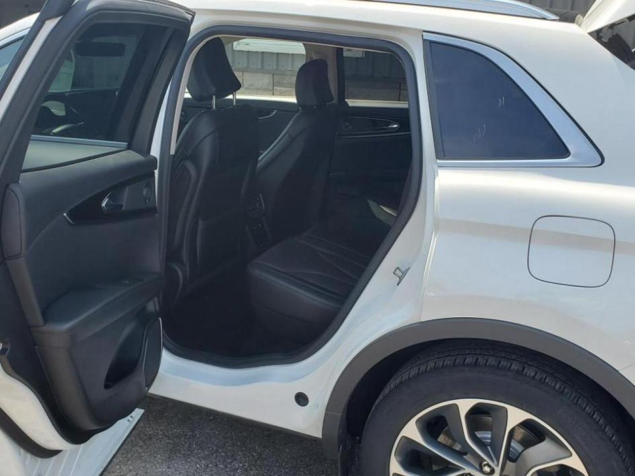 2022 Lincoln Nautilus Reserve AWD-LEATHER-NAVIGATION-PAN ROOF-REAR CAMER - Photo #20