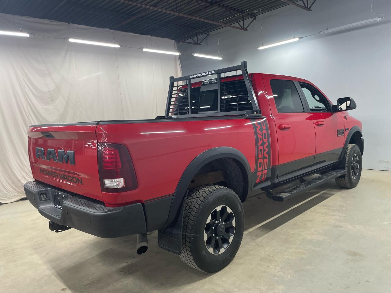 2017 RAM 2500 Power Wagon Photo6