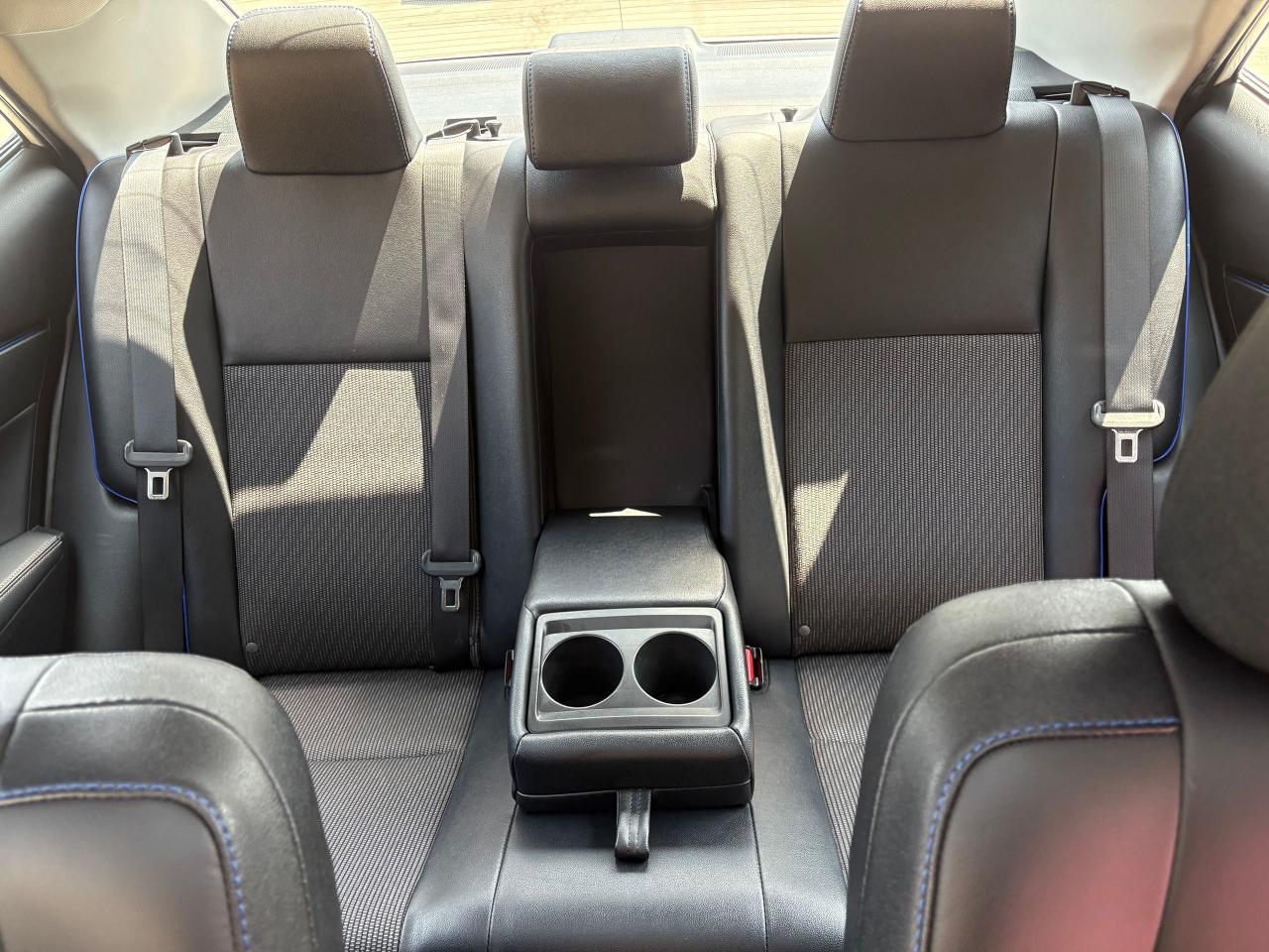 2017 Toyota Corolla SE - Photo #10